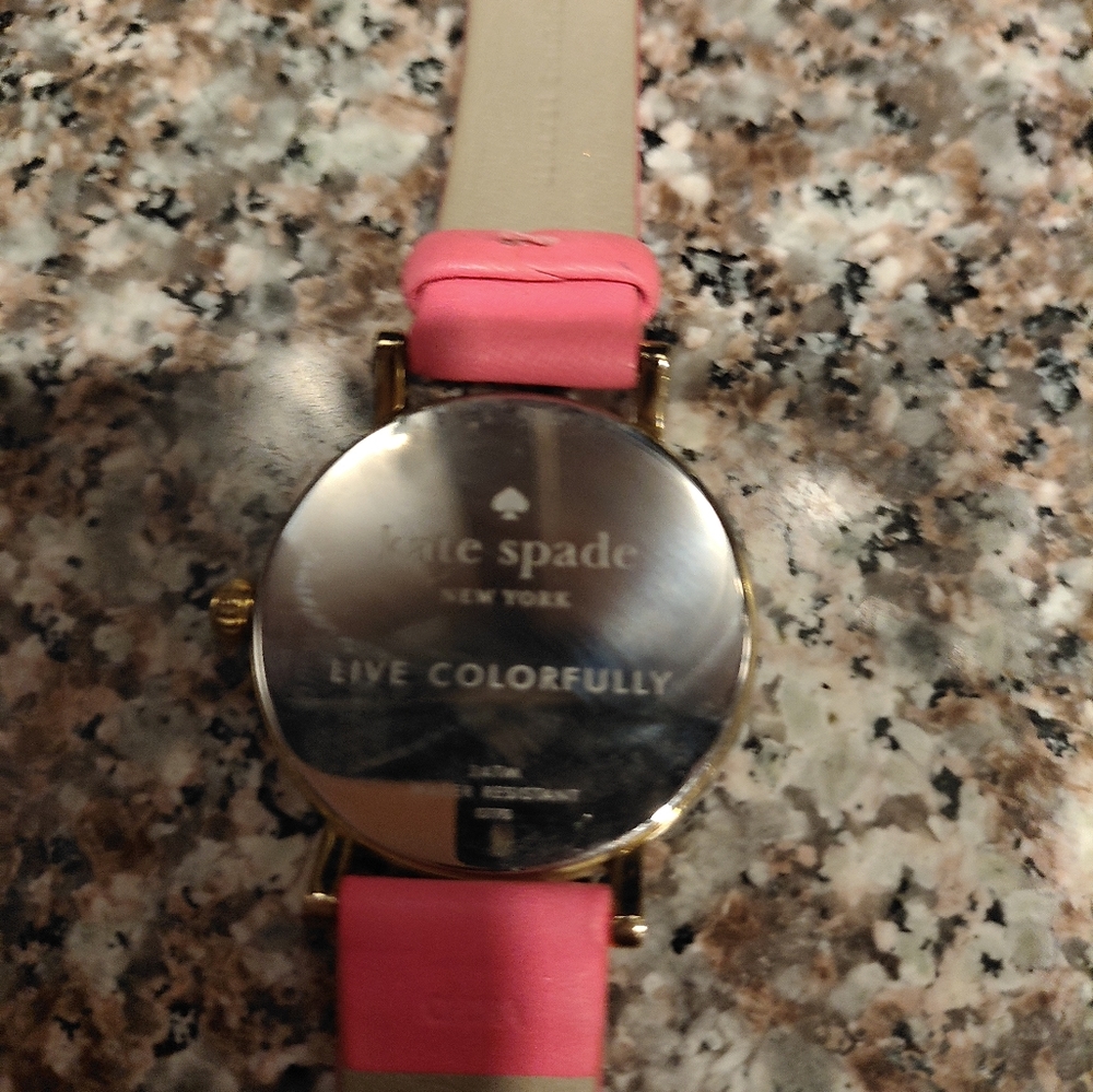 Kate Spade pink leather watch - Picture 4 of 4